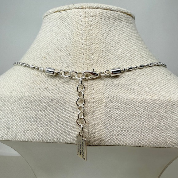 My Flat in London Necklace Enamel Windsor Black Bow Teapot Charm - Picture 5 of 10